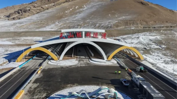 China Opens 22.13-Kilometre Tianshan Shengli Tunnel as World's Longest Expressway Tunnel in Xinjiang
