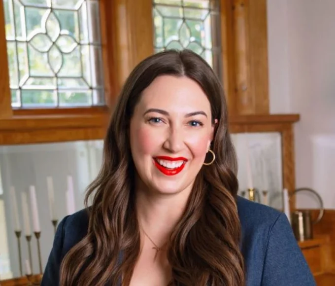 Democrat Catelin Drey Wins Iowa Senate District 1 Special Election by 11 Points over Christopher Prosch