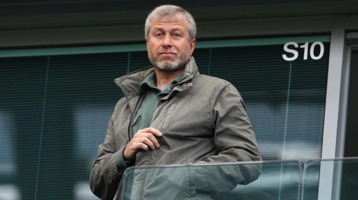 Roman Abramovich Hires Elite Lawyers in Jersey Battle Over £5.3 Billion Chelsea Sale Funds