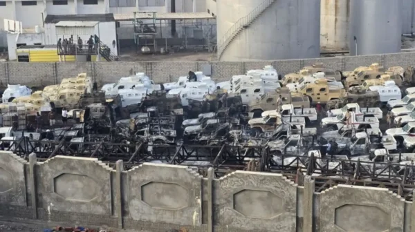 Yemen tells UAE forces to leave after Saudi-led air strike