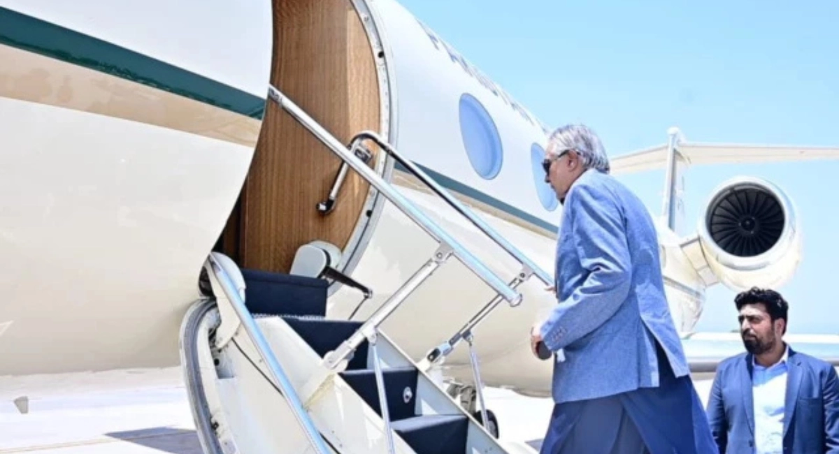 FM Dar Travels To Cairo For R-4 Foreign Ministers Talks Today